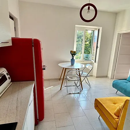 Sobborgo Emiliano 55 Lägenhet Sarzana